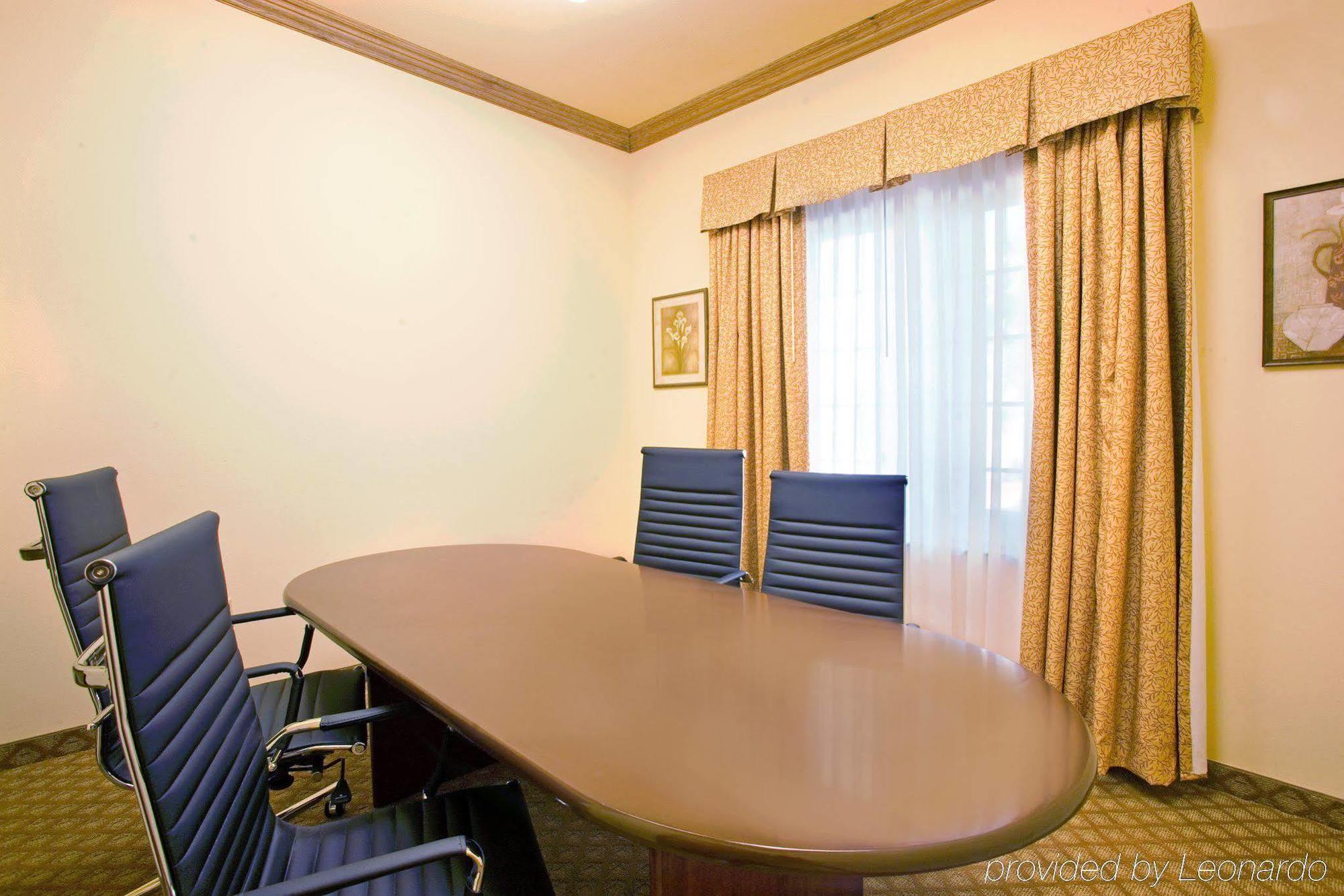 Holiday Inn Express Hotel & Suites Rio Grande City, An Ihg Hotel Facilidades foto